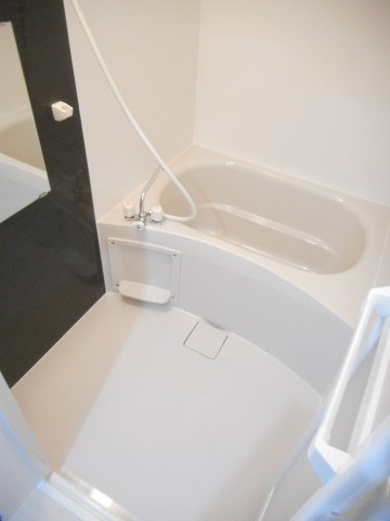 ジュリアスコートの浴室