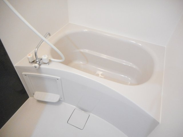 ジュリアスコートの浴室