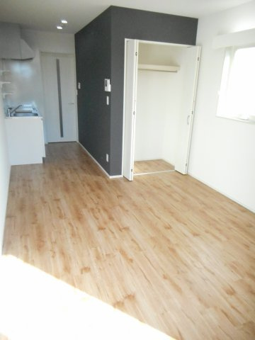 ジュリアスコートの洋室