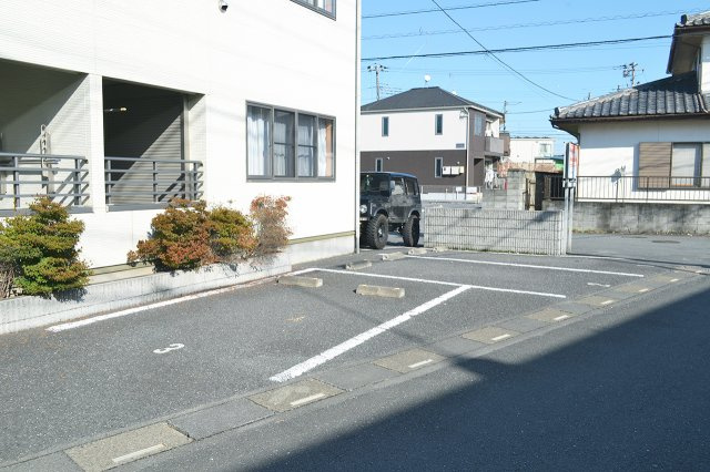 ネクステージの駐車場