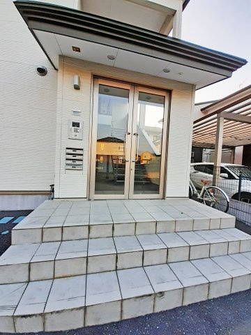 ネクステージのエントランス