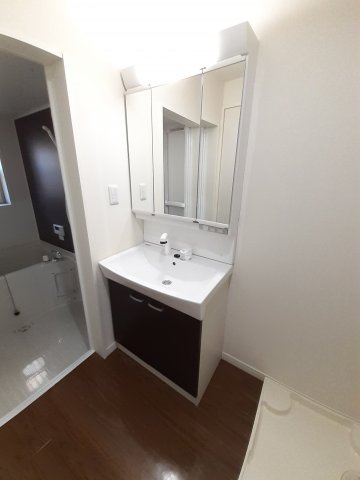 ソレイユの独立洗面台