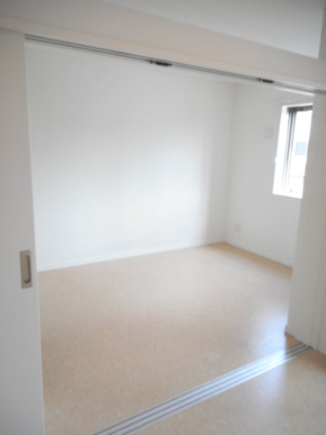 ソーニョの洋室