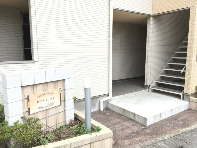 センチュリオンのエントランス