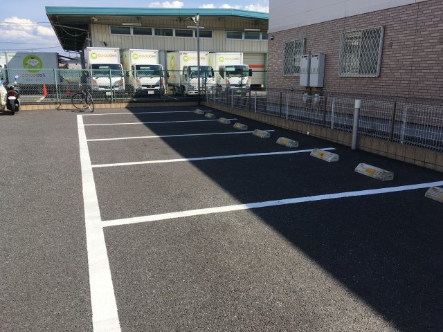 フォルテの駐車場