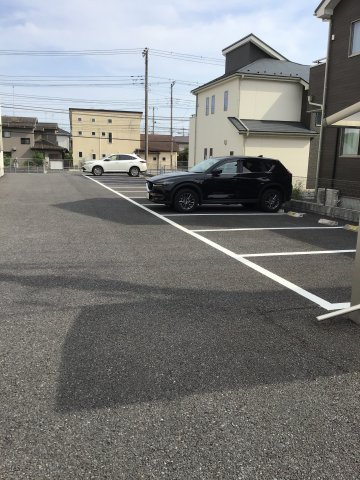 フェリオの駐車場