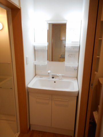 ルクラの独立洗面台