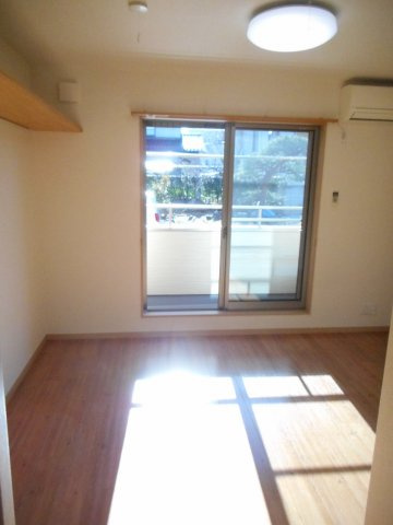 フレンドリーの居間・リビング