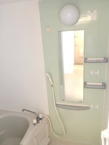 フレンドリーⅡの浴室