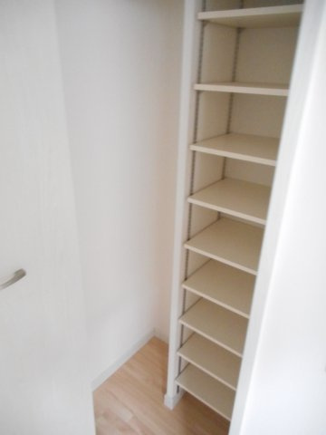 ブレシアの収納