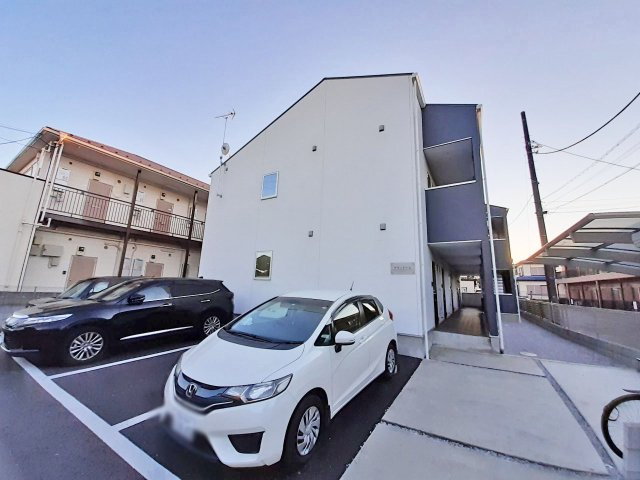 プランドールの駐車場