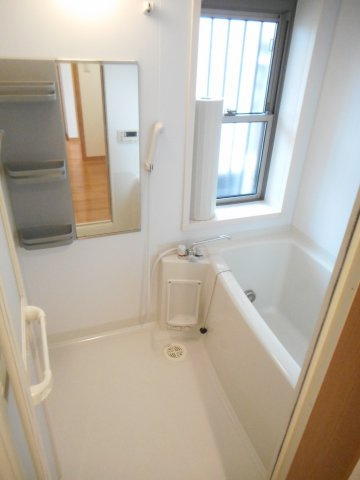 ブランドールの浴室