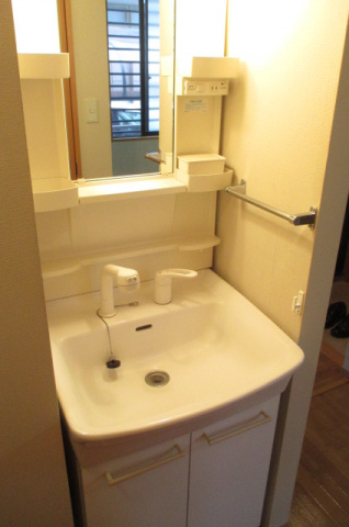 プランドールA棟の独立洗面台