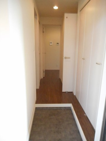 ロワイエの玄関