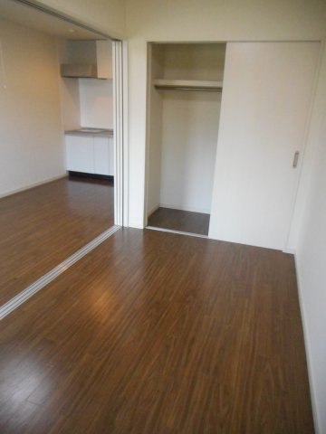 ロワイエの寝室