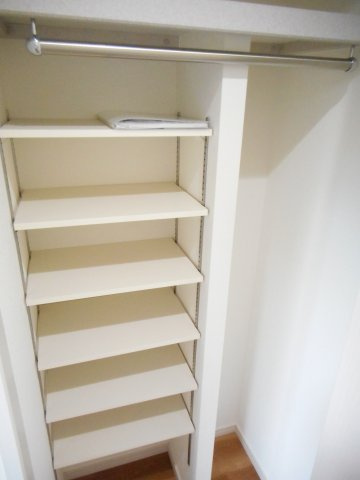ホワイトマーベルの収納