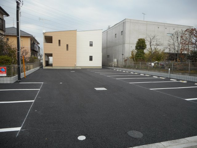 ベルリーソ川越の駐車場