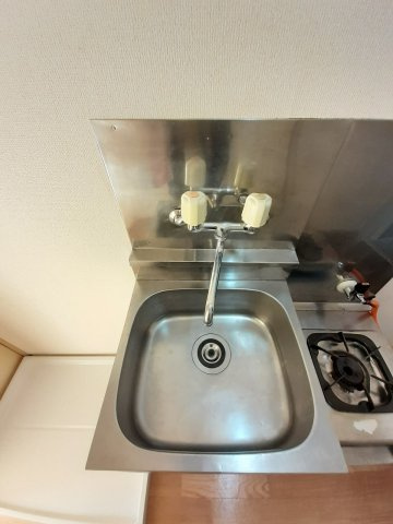 ペスカドールIIのキッチン