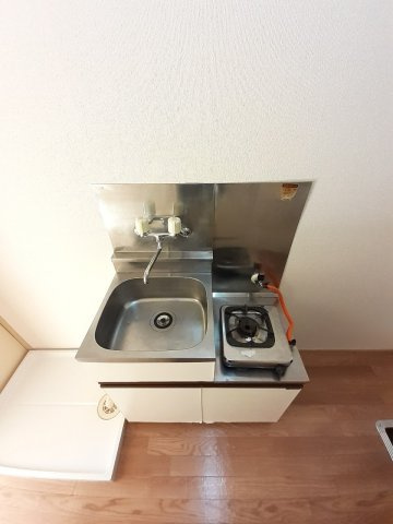ペスカドールIIのキッチン