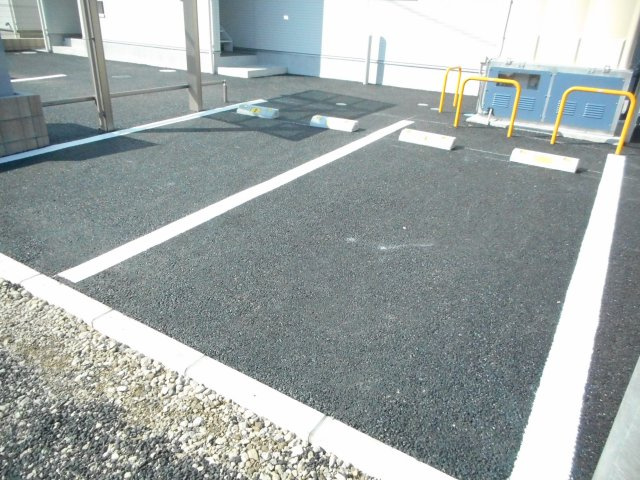 ライラの駐車場