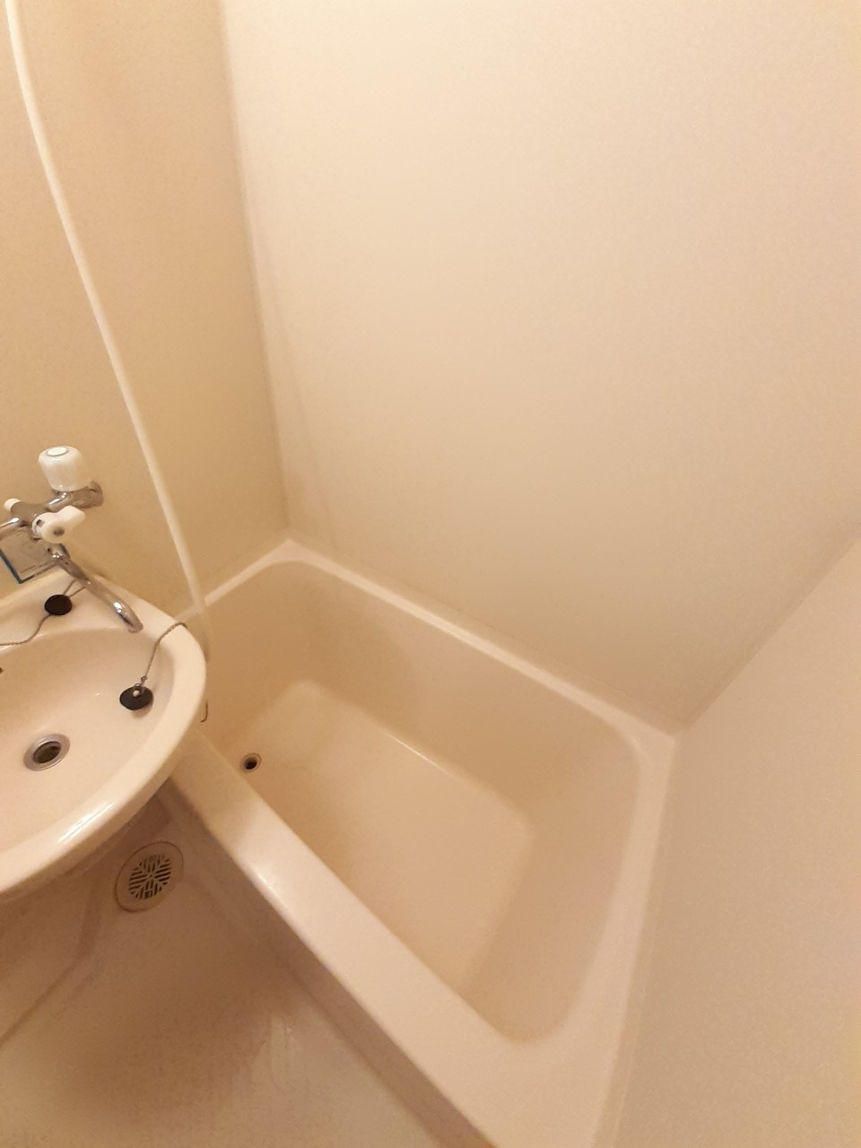 ライブコア本町の浴室