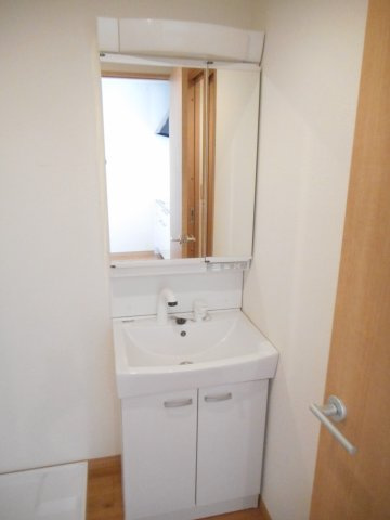 ミレイの独立洗面台