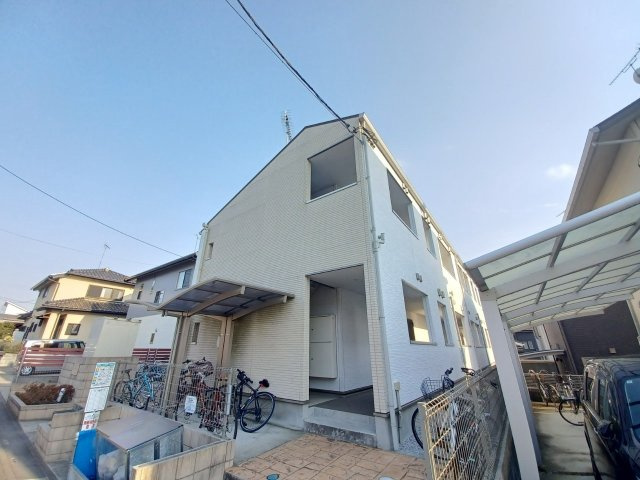 レア・オハナ宮鼻の外観
