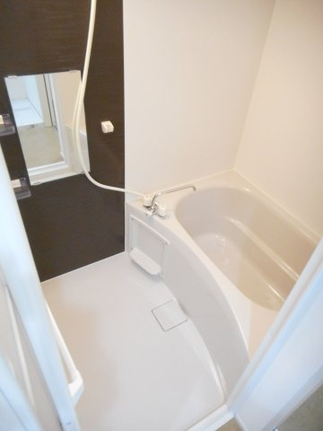 レア・オハナ宮鼻の浴室