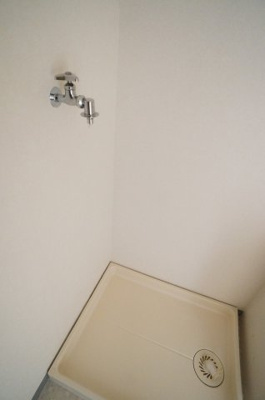 【設備】 | グレイスマンション | 洗濯機置き場も室内にございます。