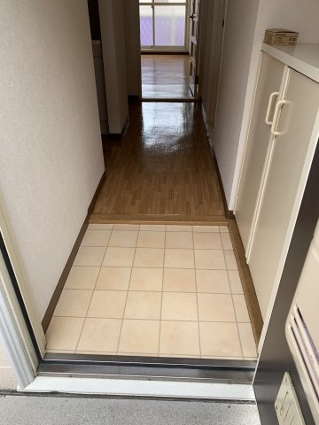 リバーサイド中津川　Ｂ棟の玄関