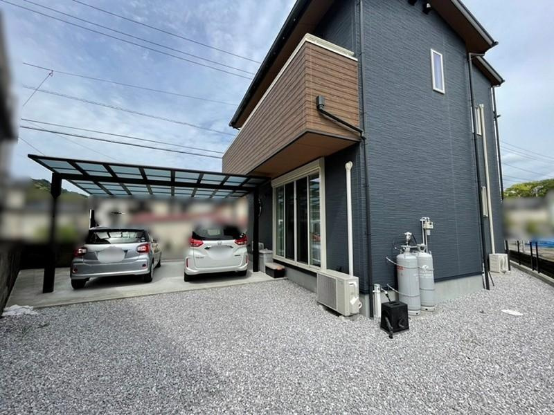 神田　中古戸建　（築浅物件）の駐車場