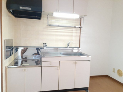 【キッチン】 | プラザ亀山