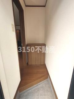 アルテミスBの玄関