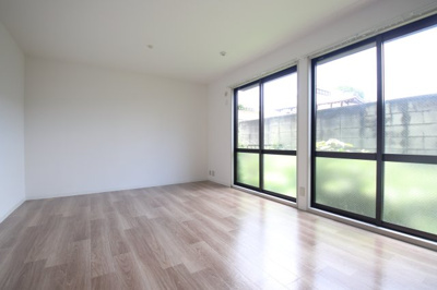 【居間・リビング】 | ルミエール大野芝