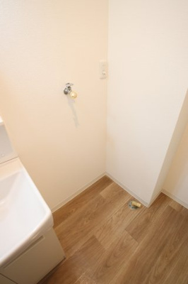 【設備】 | ルミエール大野芝 | 室内洗濯機置場