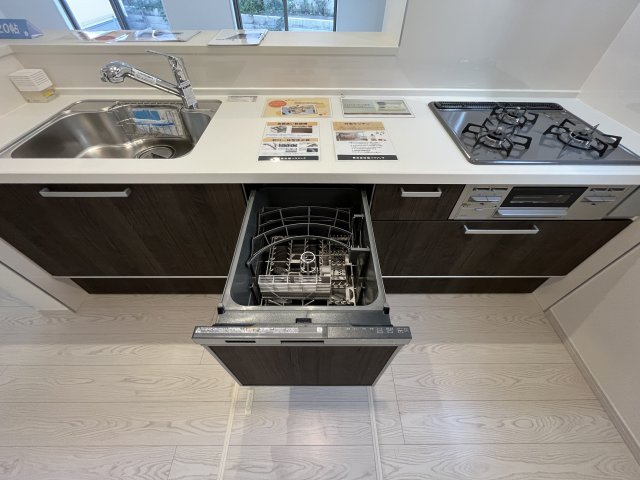 『八王子市新築戸建て』八王子市館町1477【仲介手数料無料】　４期のキッチン|～仲介手数料無料☆八王子ひなた不動産～八王子市館町　新築戸建て