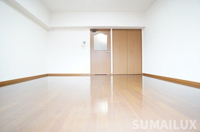 トウイナーズマンションの居間・リビング