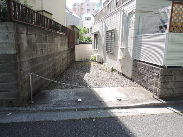 テラス東中野のエントランス
