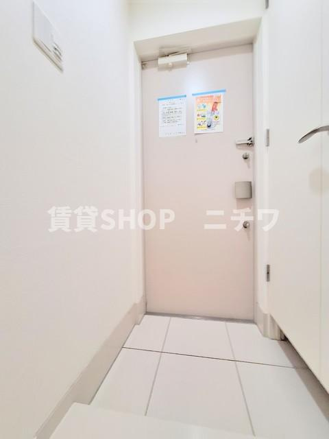 アトラス笹塚の玄関
