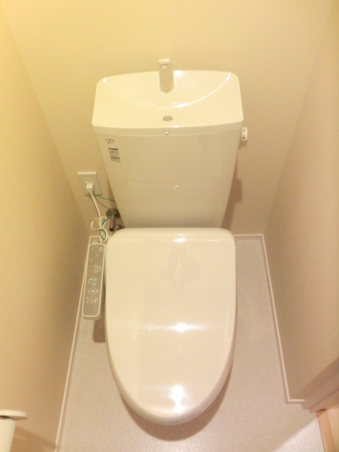 HEBEL MAISON　四谷のトイレ
