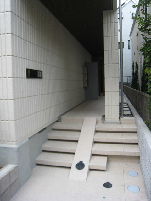ＭＡＩＳＯＮ　ＭＵＳＡＳＨＩのエントランス|★エントランス★