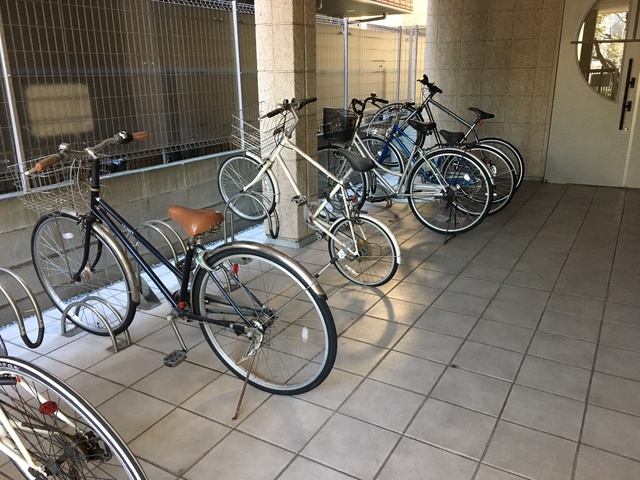メゾン山の井のその他共用部分|★自転車１台駐輪可★