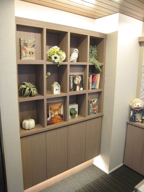 ＮｅｗＳａｆｏｌｅ幡ヶ谷のロビー|本や工具などもシェアできます