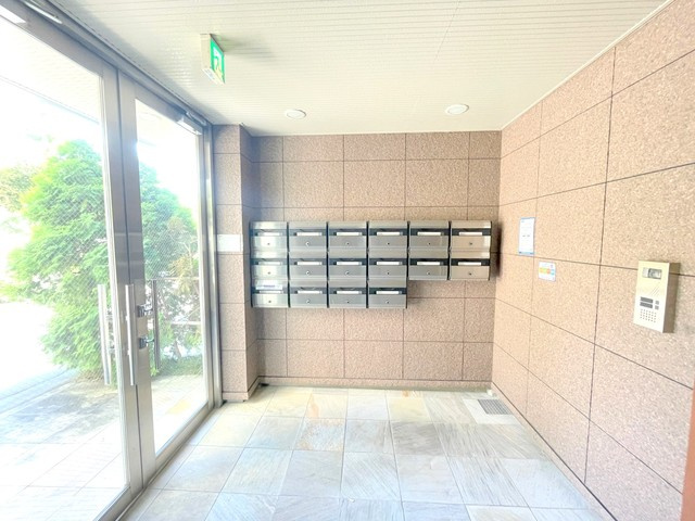 メゾン四季のロビー|★メールBOX★