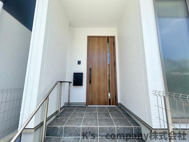 ◎茅ヶ崎市高田3丁目　新築戸建　2号棟◎の玄関|玄関周辺スペース◇