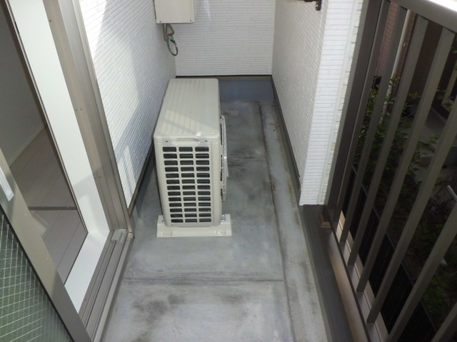 HCフラッツ青谷ガーデンのバルコニー