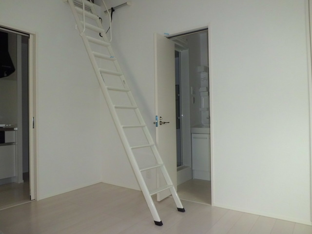 HCフラッツ青谷ガーデンの居間・リビング