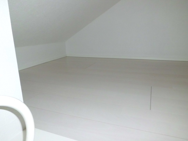 HCフラッツ青谷ガーデンの居間・リビング