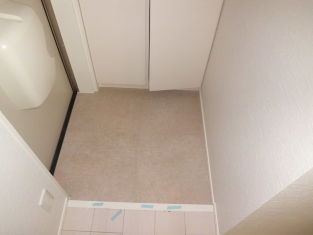 HCフラッツ青谷ガーデンの玄関