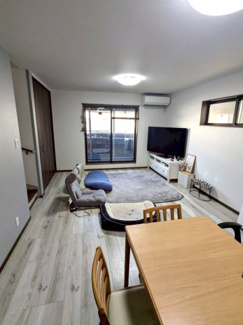 【居間・リビング】 | ■420万円値下げしました　■茨木市西河原一丁目　■駅近戸建